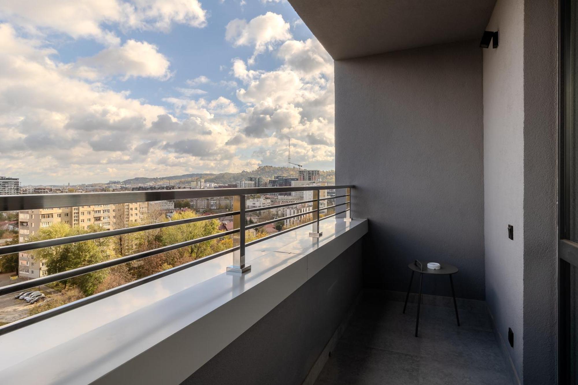 77 Views Apartments By Inshi Liov Exterior foto